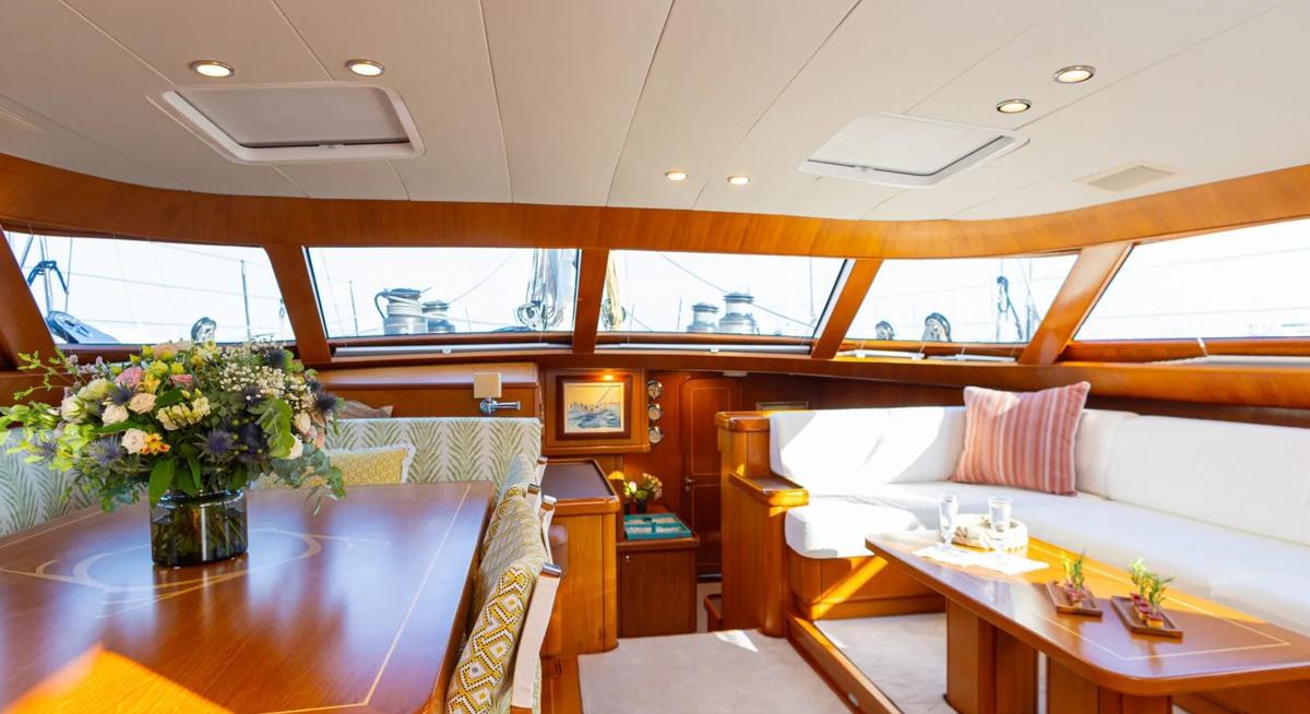 STARFALL yacht charter 5
