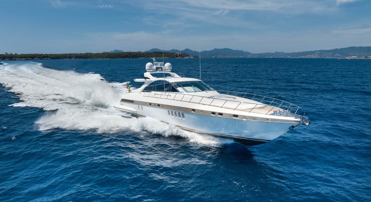 STEALTH ONE YACHT CHARTER yacht charter