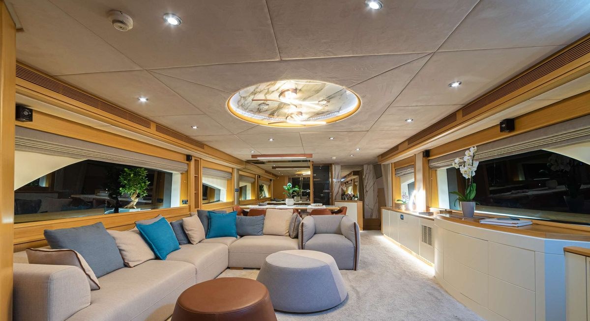 STELA117 yacht charter 5