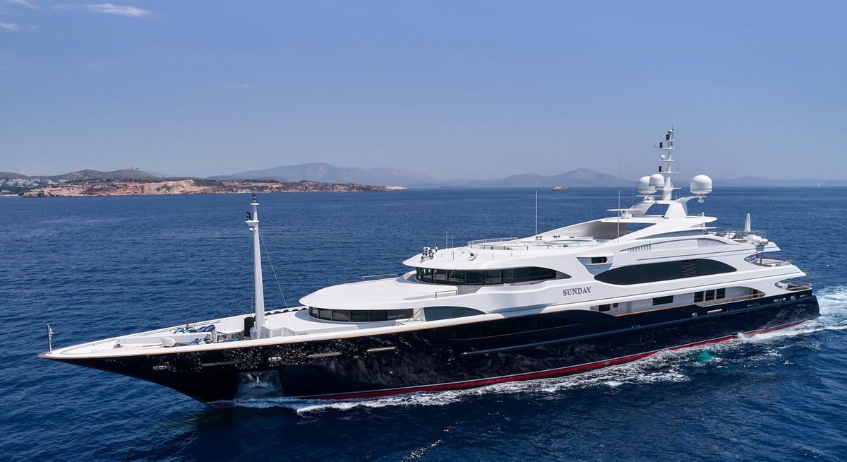SUNDAY yacht charter 1