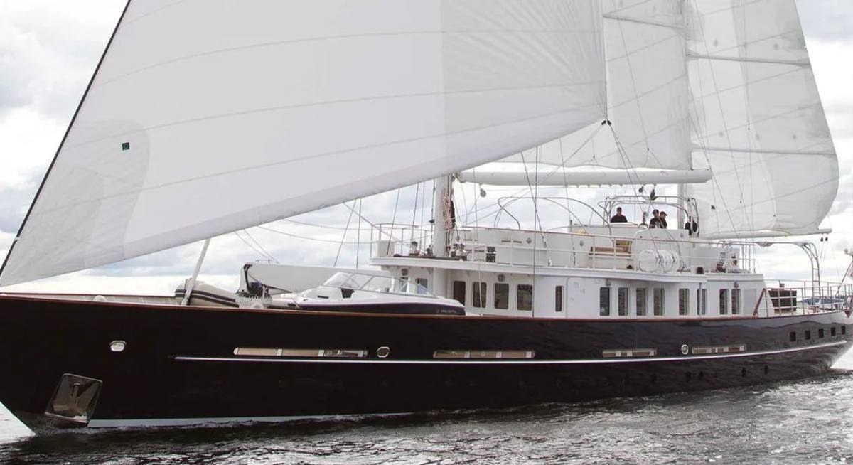 SUNNY HILL yacht charter 1