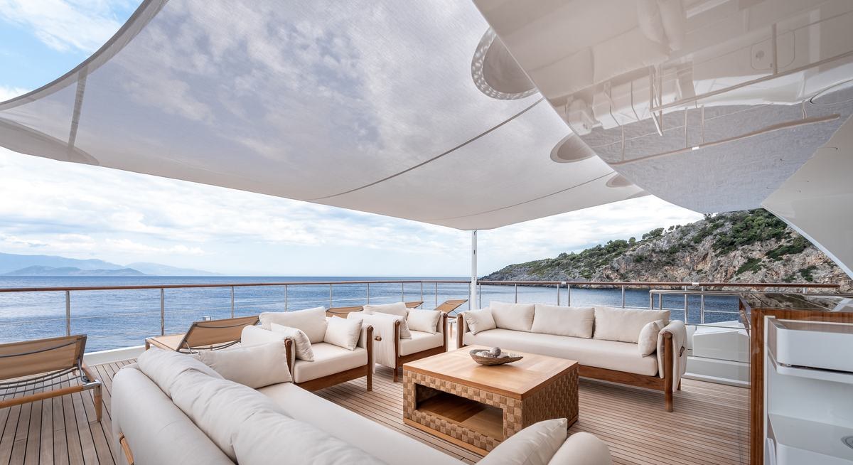 SUNRISE yacht charter 4