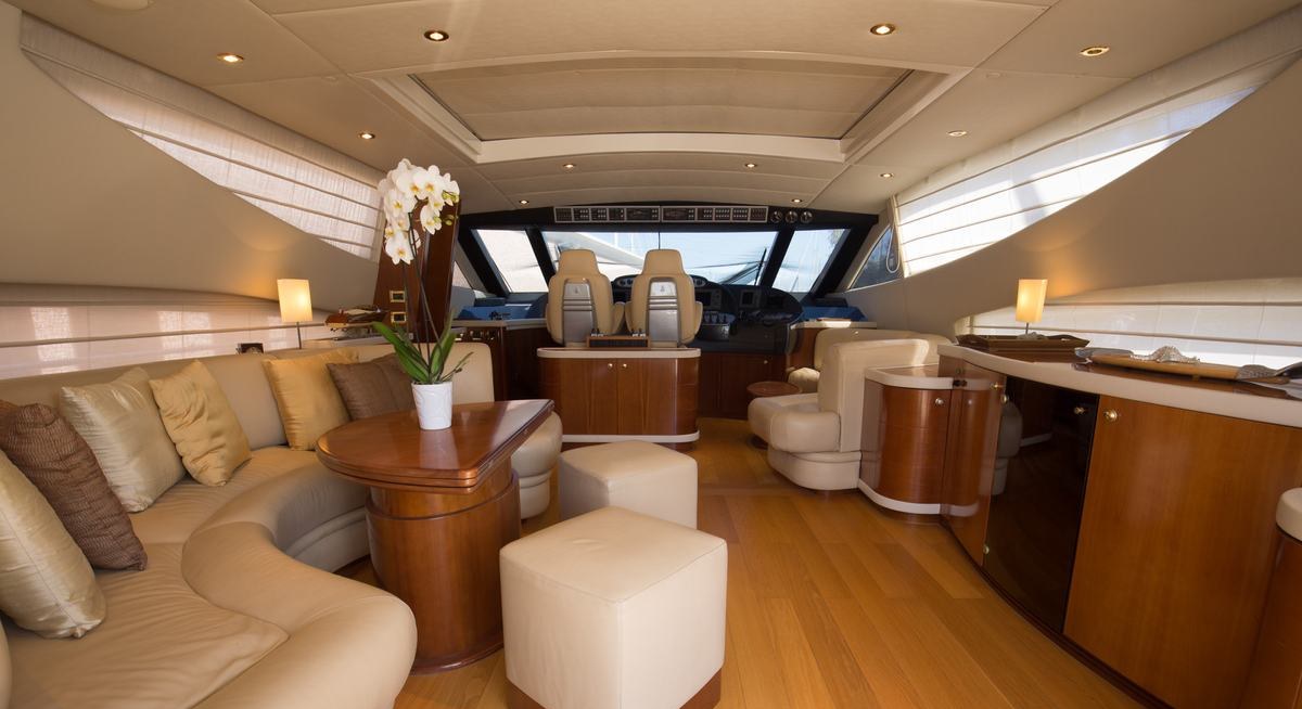 TIUNA yacht charter 3