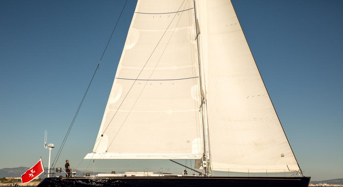 تأجير يخت UMIKO YACHT CHARTER