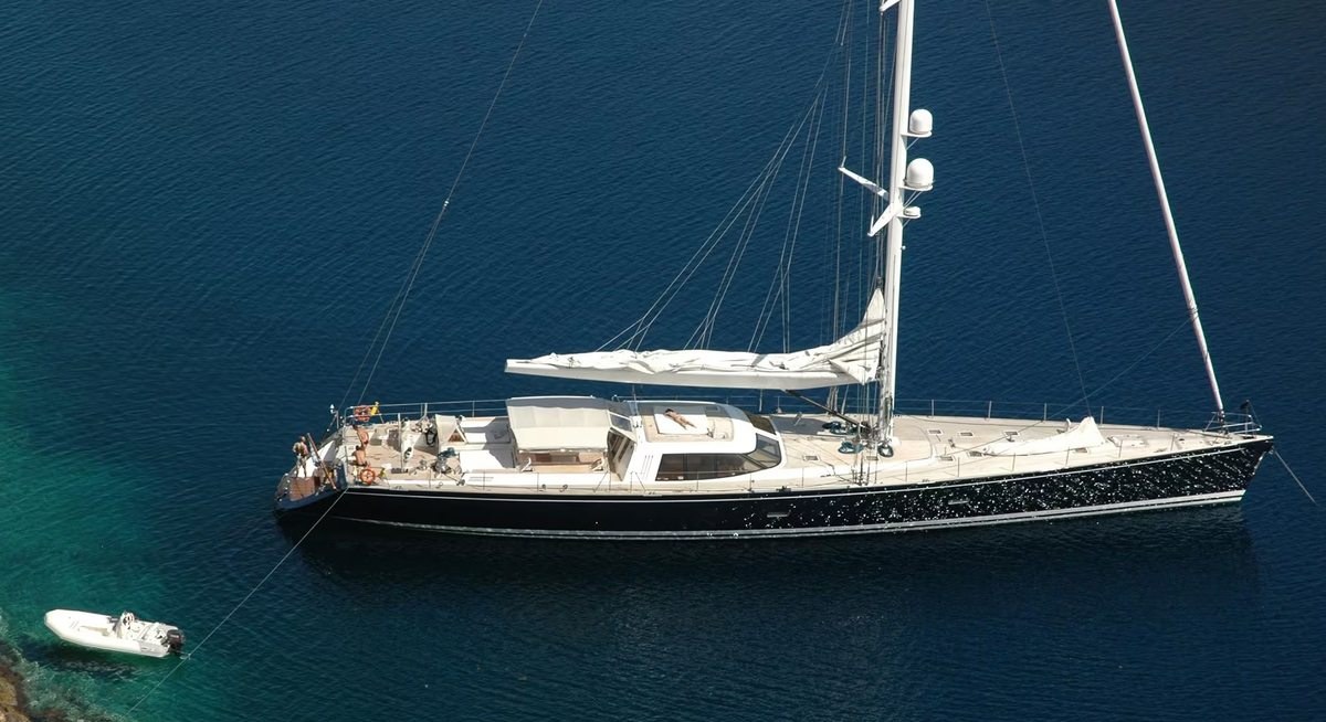 VAIMITI yacht charter 2