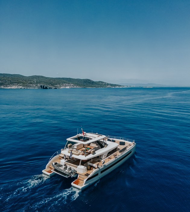 تأجير يخت VALIUM 67 YACHT CHARTER