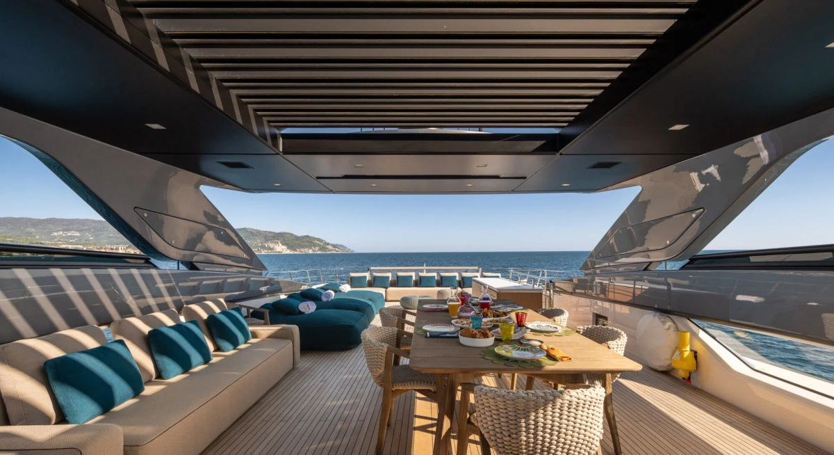 VAUBAN yacht charter 3