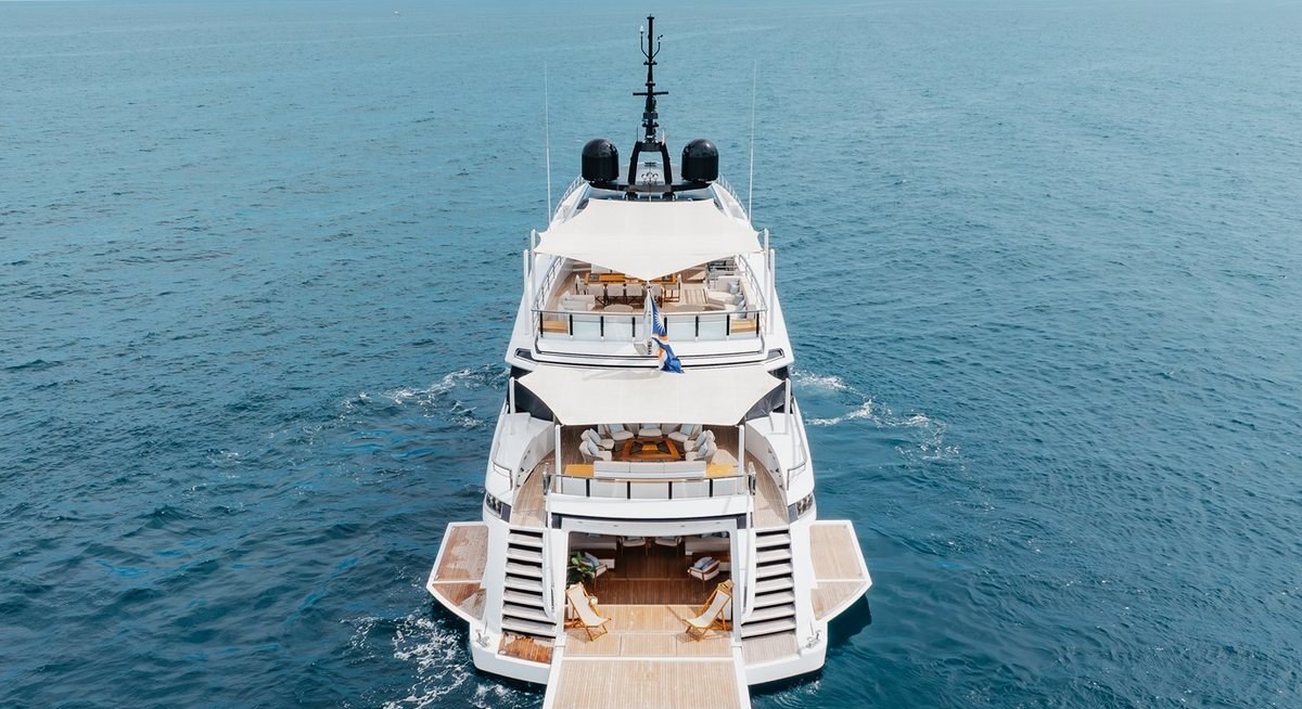 VELOCITY yacht charter 5