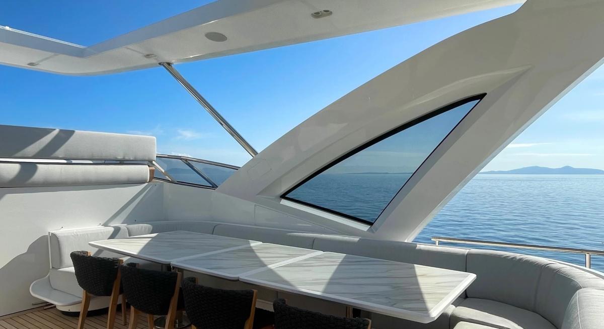 VOLANTE yacht charter 2