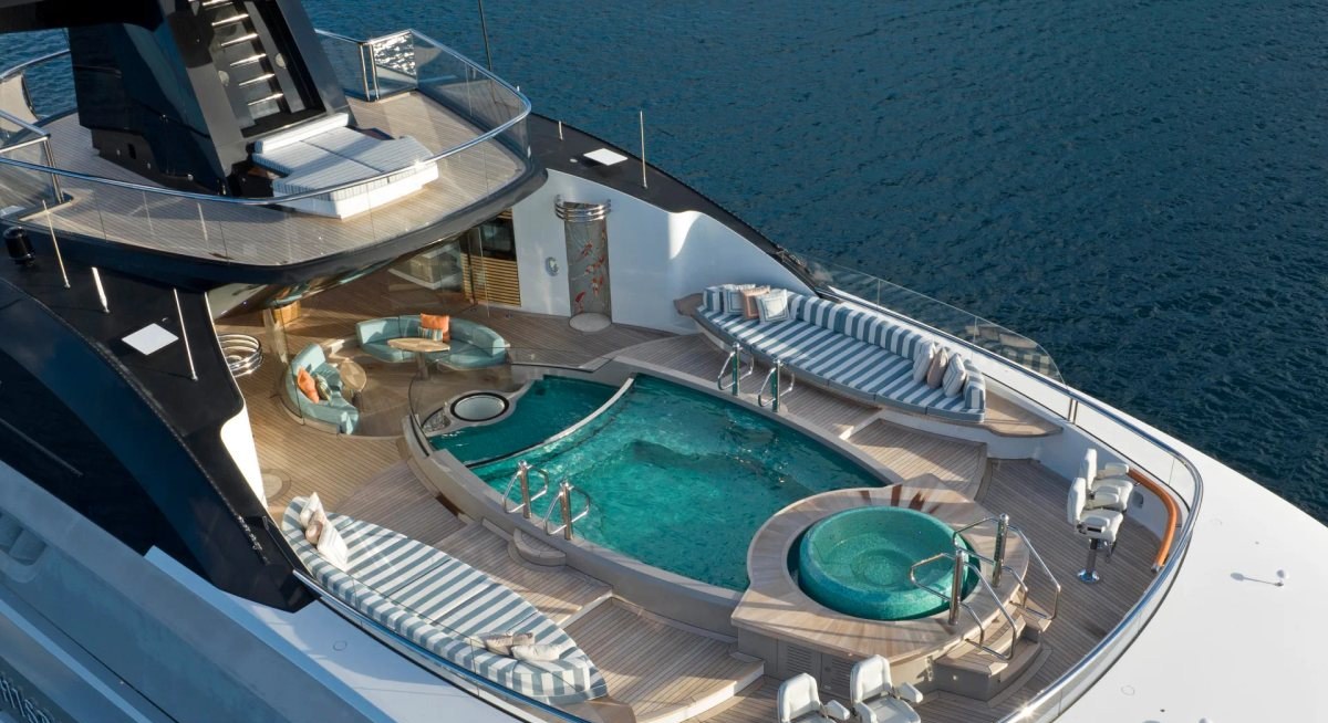 WHISPER yacht charter 2
