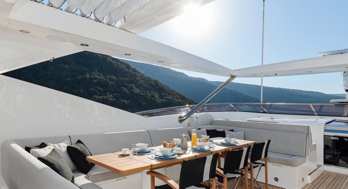 WICKED PLAY yacht charter 4
