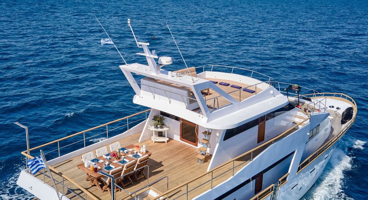 WIDE LIBERTY yacht charter 5