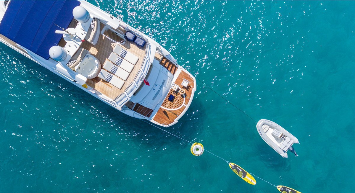 WINNING STREAK 2 yacht charter 5