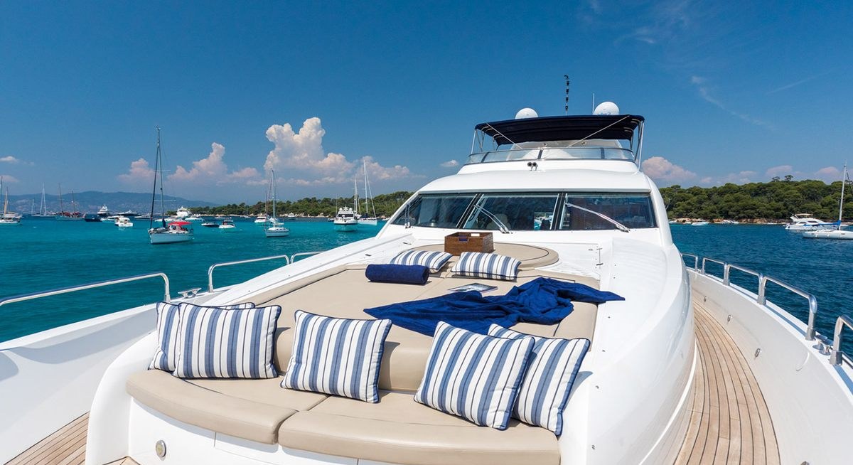 WINNING STREAK 2 yacht charter 2