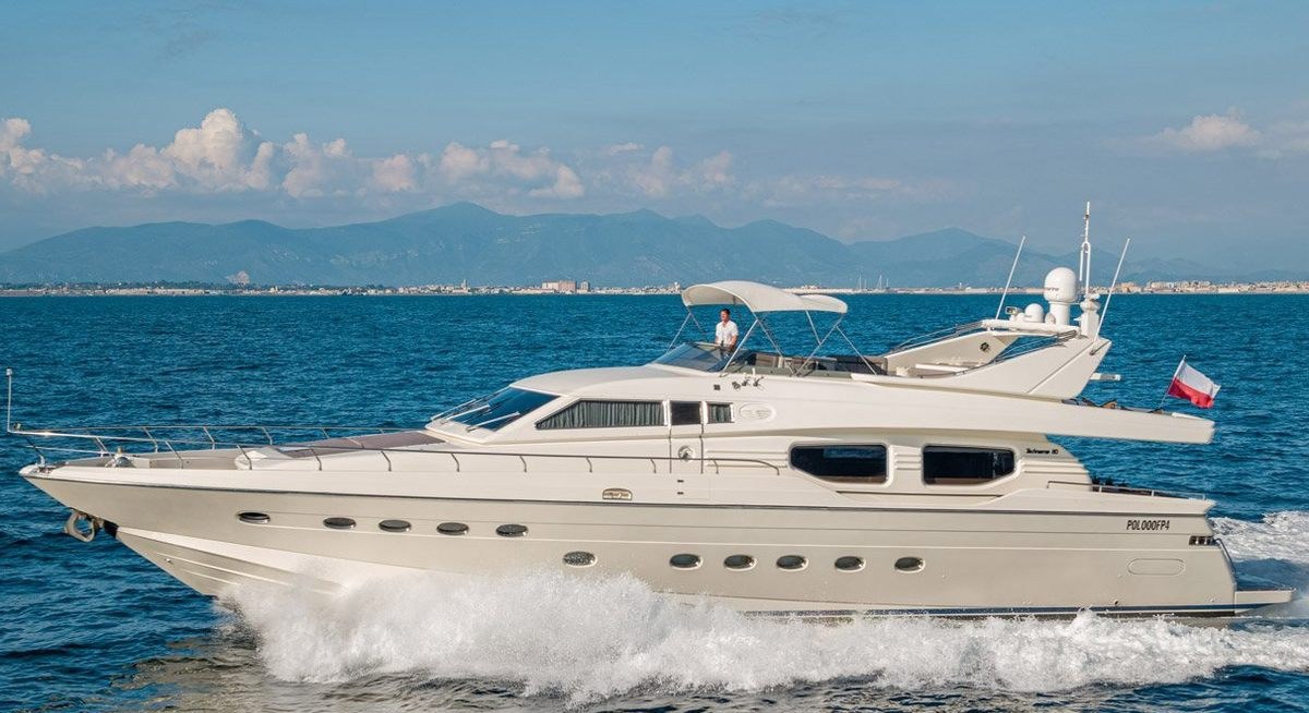 ZIHUATANEJO yacht charter 1